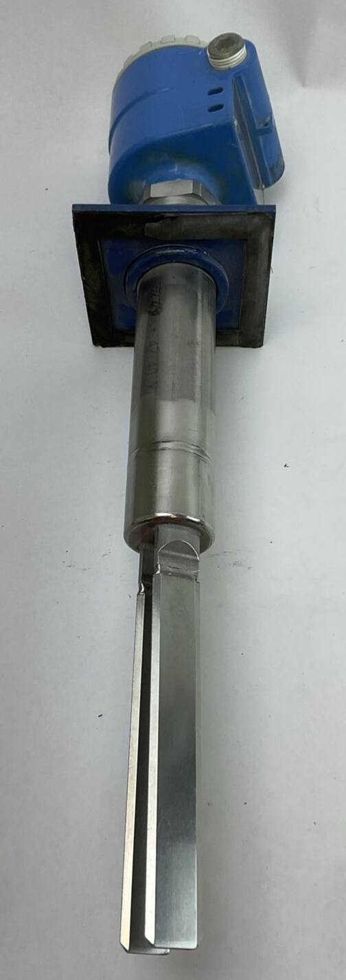 ENDRESS + HAUSER SOLIPHANT II FTM31-F1BB11 LEVEL LIMIT SWITCH