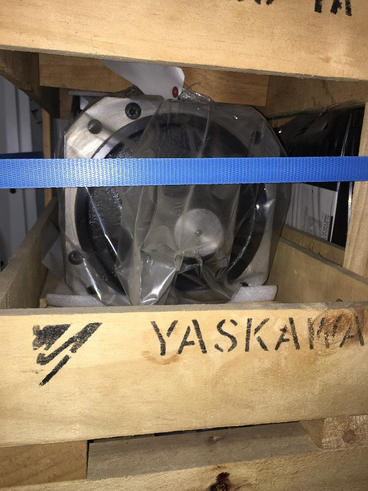*NEW* YASKAWA AC SPINDLE MOTOR UAASKD-11LYA11 230V 750/10000 R/MIN