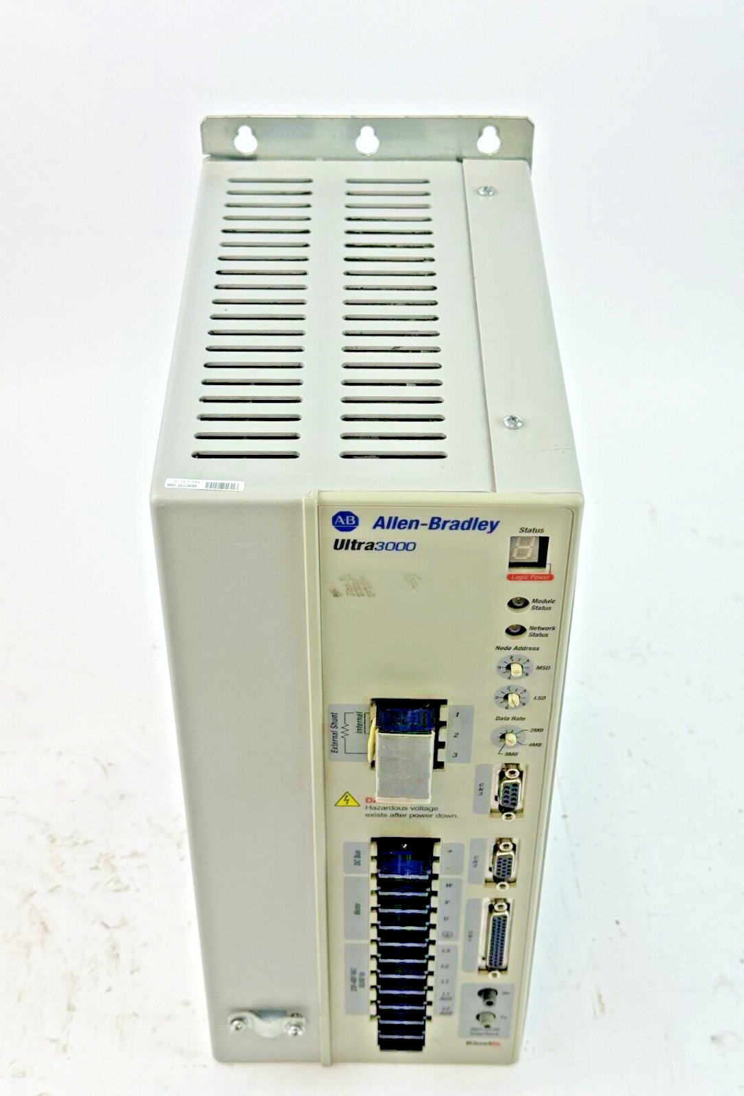ALLEN-BRADLEY - 2098-DSD-HV030-SE SER. B / VER. 1.53 - ULTRA 3000 SERVO DRIVE