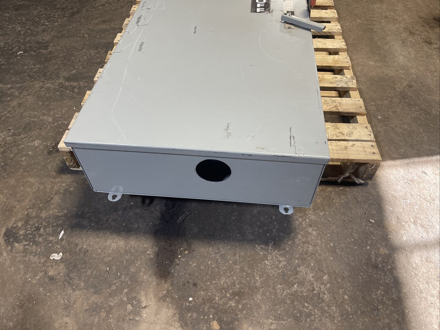 GE TH3225J FUSIBLE SAFETY SWITCH MOD 11 400A 2P 125HP 240VAC 250VDC TYPE 1,5,12