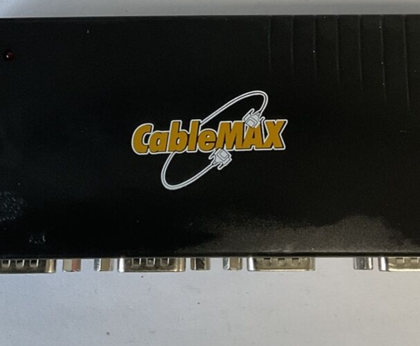 CABLEMAX I/O ADAPTER 5VDC 4 PORT REV.G