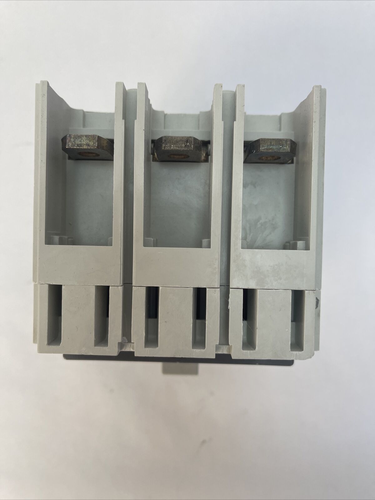ABB SACE TMAX TS3H-D 225 CIRCUIT BREAKER 225AMP 480VAC 500VDC 3POLE