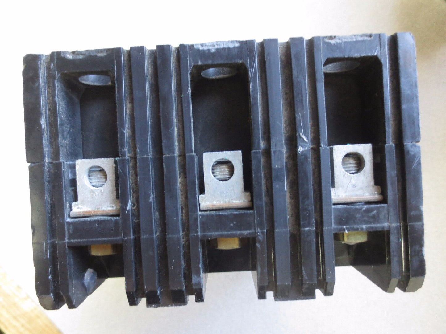 SQUARE D FAL34030 MOLDED CASE CIRCUIT BREAKER - 30A, 240VAC