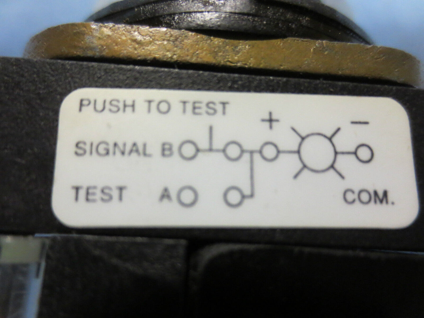 ALLEN-BRADLEY ILLUMINATED PUSH BUTTON, GREEN, 800T-PT16, Ser. T