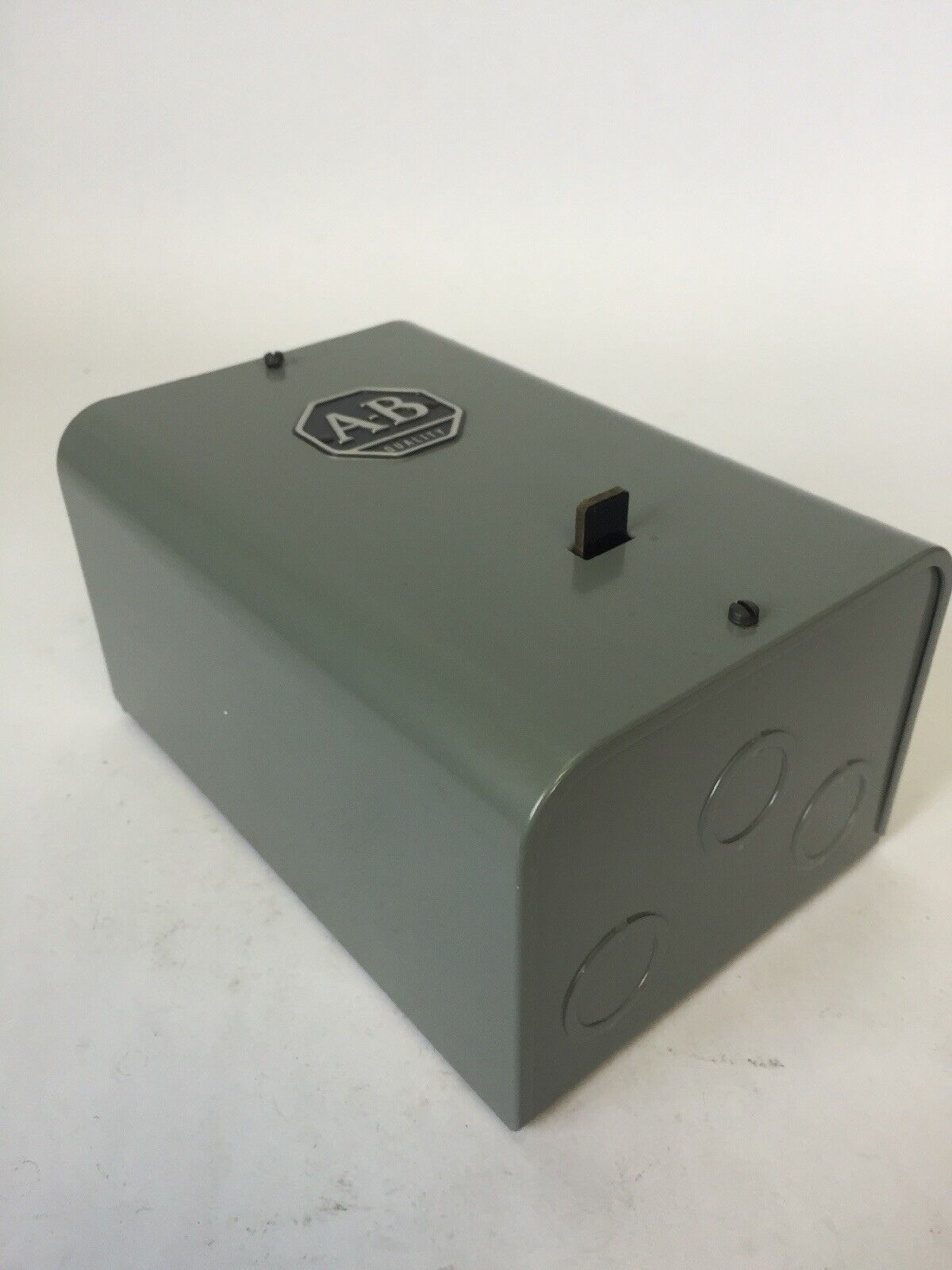 ALLEN BRADLEY 775-A3A2 REFRIGERATION STARTER 60A547 COIL 240V 60HZ