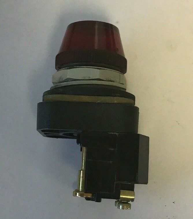 ALLEN BRADLEY 800T-P16 SER.T RED PILOT LIGHT 120V 50/60HZ, 755/1866 LAMP