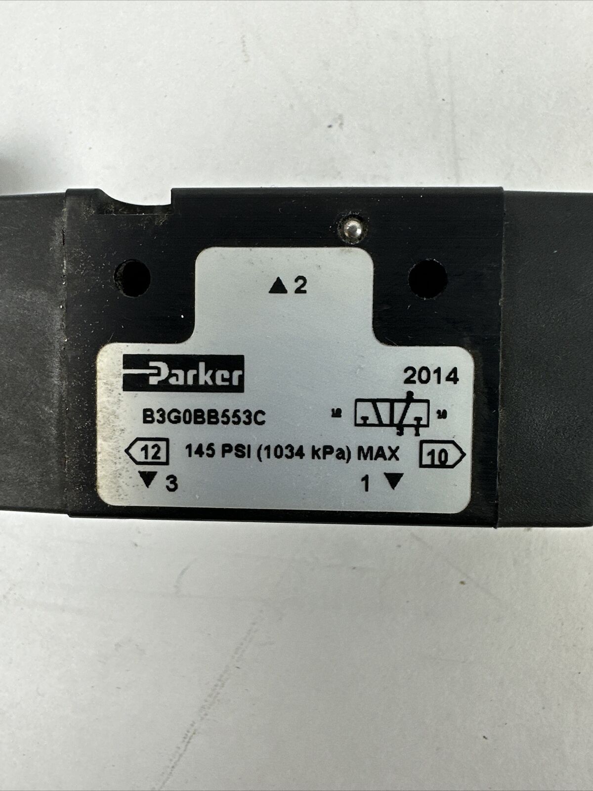 PARKER B3G0BB553C SOLENOID VALVE 145PSI P2E-KV31F 120V 60HZ 1.6VA