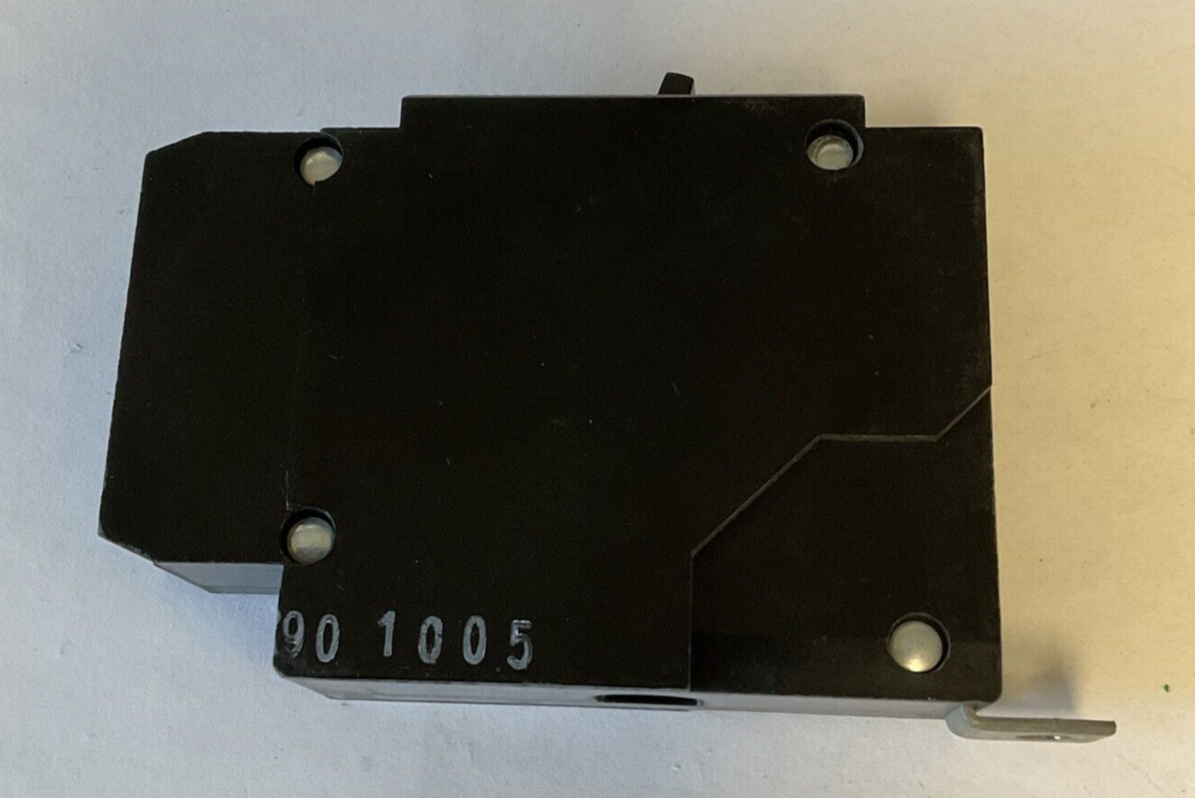 SIEMENS BQCH1B020 CIRCUIT BREAKER 20AMP 277VAC TYPE BQCH 1POLE ****LOTOF10****