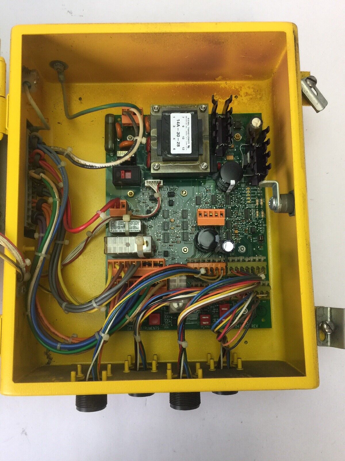 DATA INSTUMENTS/HONEYWELL 3LC-BXQDH DETECTOR 3 LIGHT CURTAIN CONTROLLER