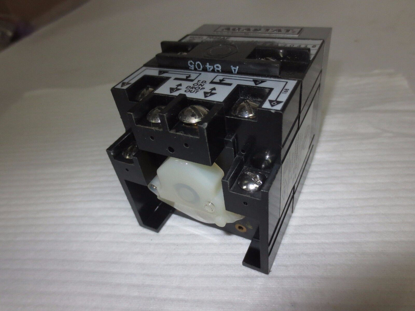 AGASTAT 7022AF TIME DELAY RELAY - 1-10 MINUTES - 120V, 60Hz