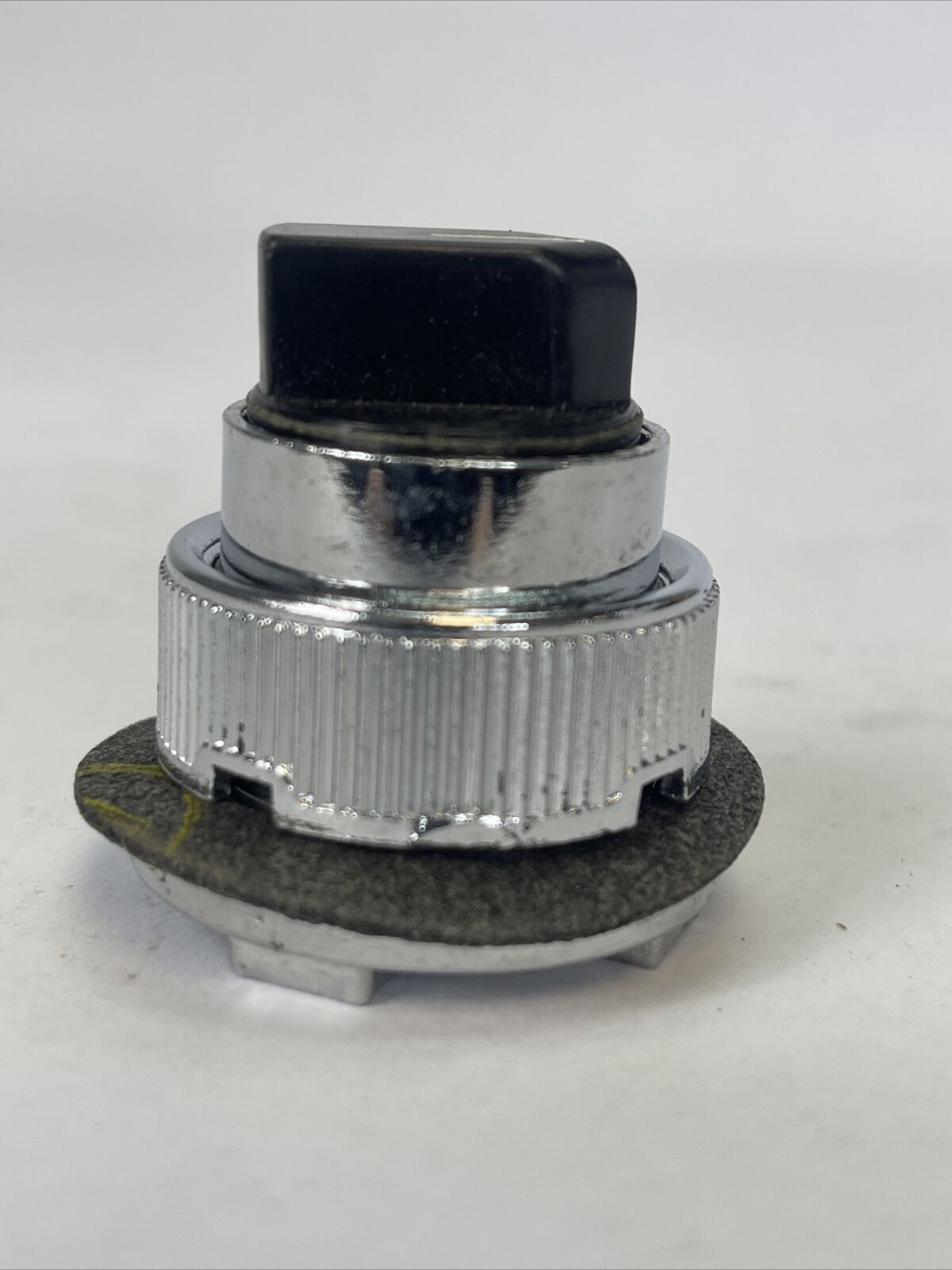 WESTINGHOUSE OT1S1 SELECTOR SWITCH OPERATOR 2 POSITION 4981D56G07