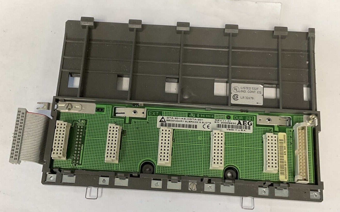 SCHNEIDER AUTOMATION DTA 201/AS-HDTA-201 SECONDARY SUBRACK 5 SLOT REV11.01
