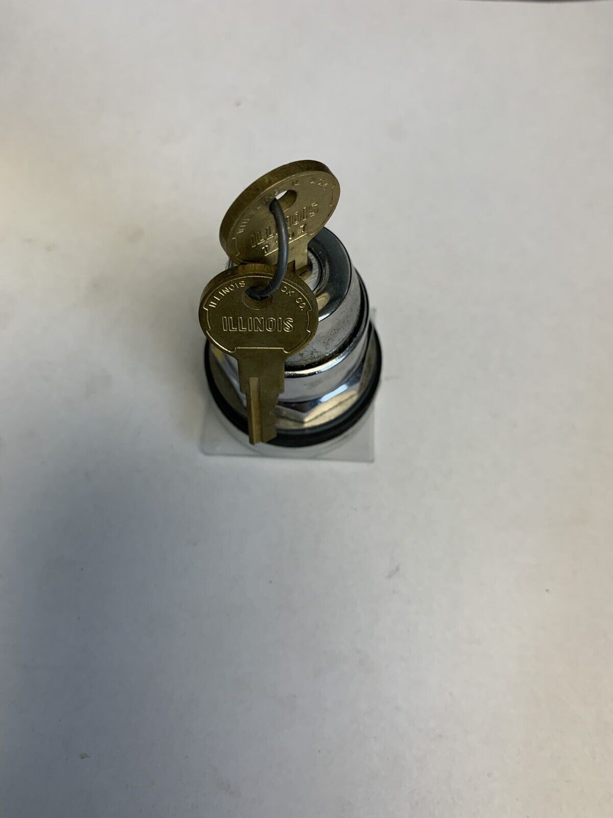 Square D 9001 KS34K1T107 Keyed Switch