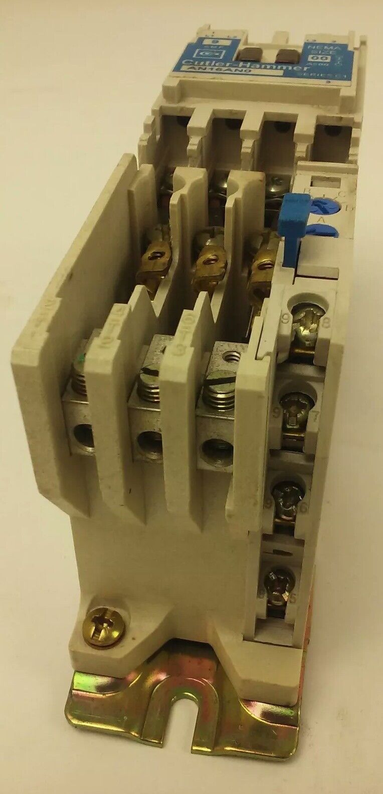 CUTLER HAMMER AN16AN0, STARTER, SIZE 00, 9A, 600V, 3PH, 2H.P., W/ C306DN3, NEW