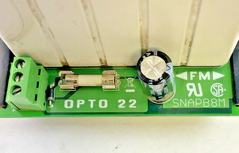 OPTO 22 SNAP8M W/ SNAP-OAC5(8) W/ SNAP B4 8 SLOT MODULE RACK
