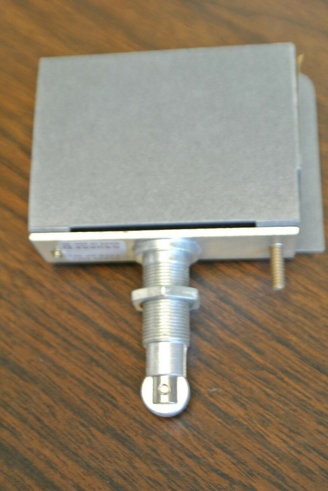SQUARE D / 9999 R42 / ELECTRICAL INTERLOCK / 0-600V / NEW SURPLUS / LESS BRACKET