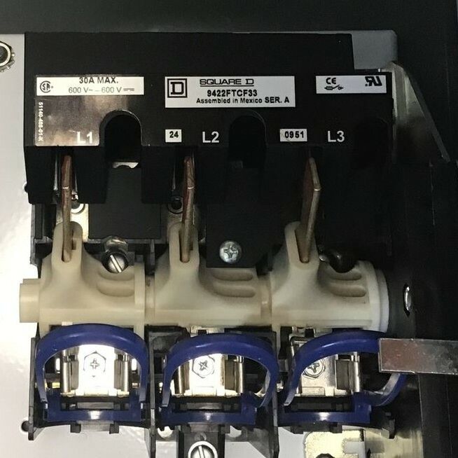 SQUARE D 8538SBG33V81CFF4P71P72T11X11 DISCONNECT SWITCH 30A TYPE1 SER.D