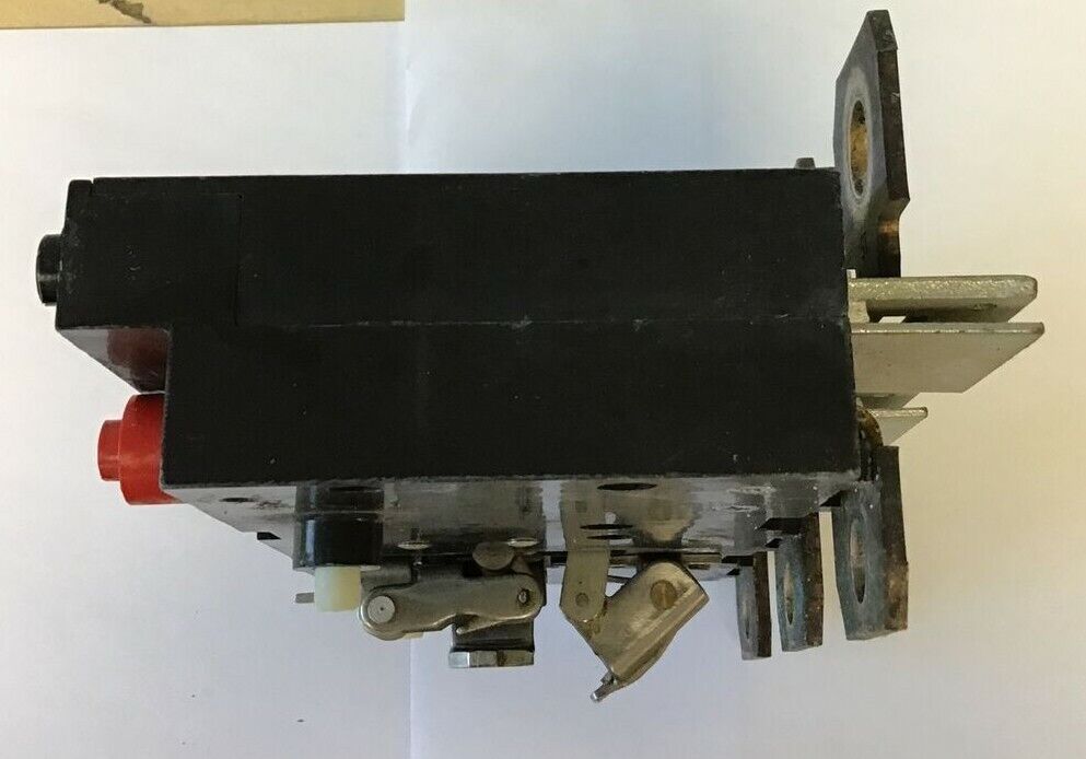 GENERAL ELECTRIC TKMA3T0500 500A 3POLE TRIP-ADJ 1500-5000