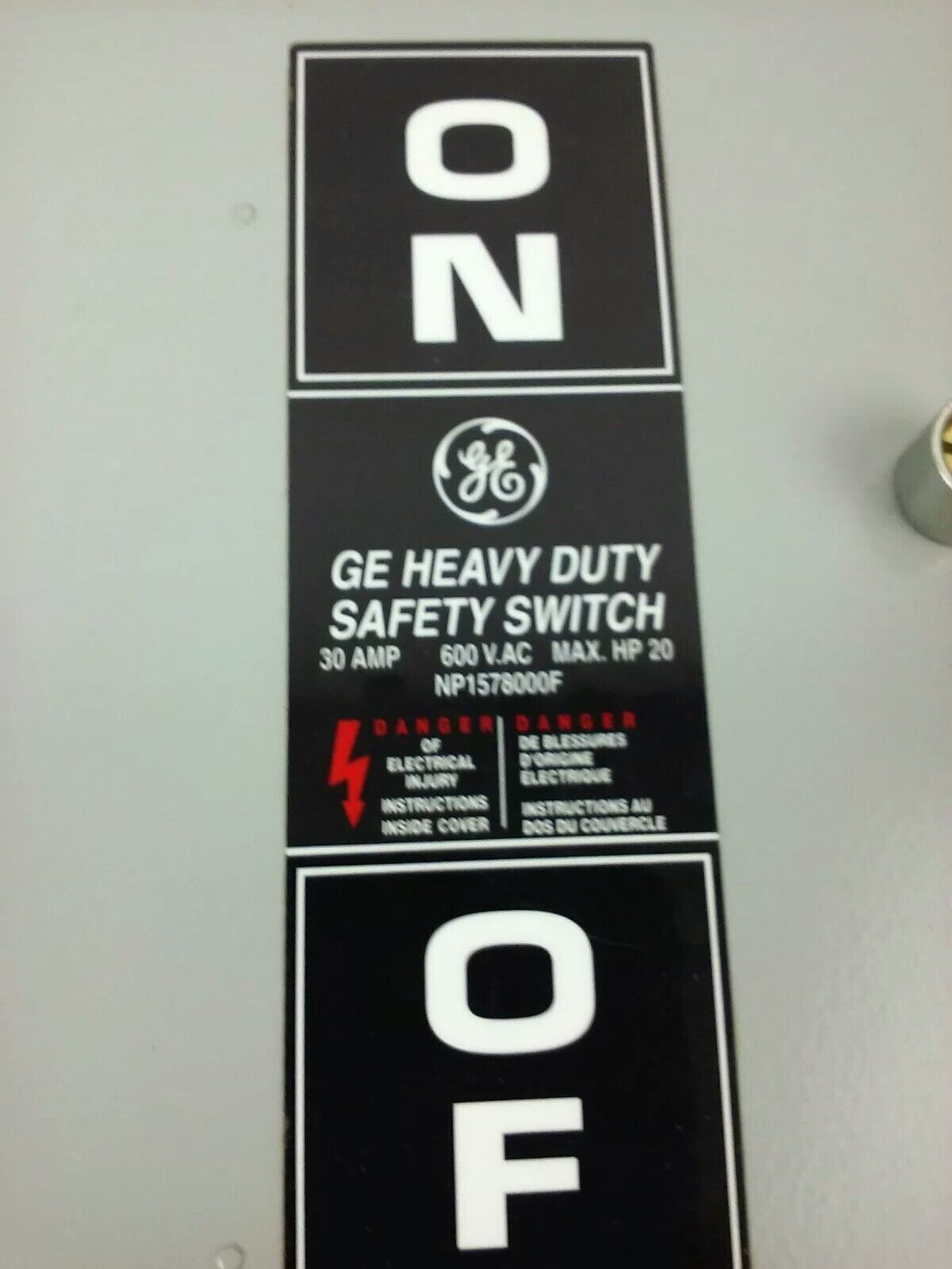 GE TH6661, MOD 10, Safety Switch, 30A, 600VAC/250DC, MAX H.P. 20, TYPE1-3R-5-12