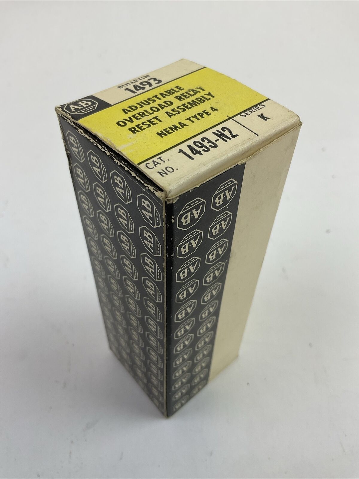 ALLEN BRADLEY 1493-N2 SERIES K ADJUSTABLE OVERLOAD RELAY RESET ASSEMBLY TYPE 4