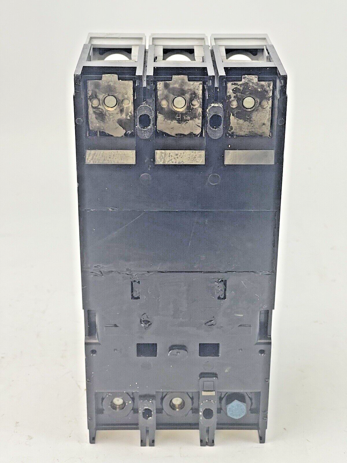 SIEMENS - HFD63F250 SER. A - 250A SENTRON SERIES CIRCUIT BREAKER WITH 225A TRIP