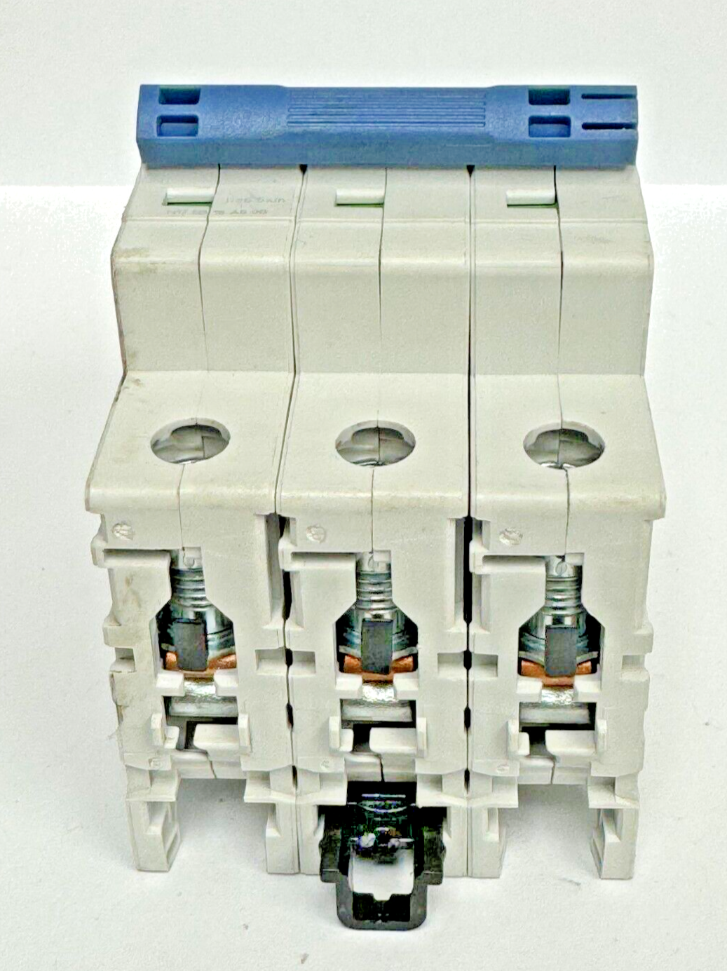 ALLEN-BRADLEY - 1492-SPM3C060 SER. D - CIRCUIT BREAKER - 3 P, 6 A, 277 V