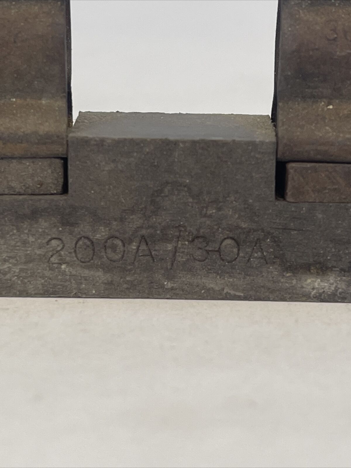 KOLTON 200A/30A FUSE REDUCER
