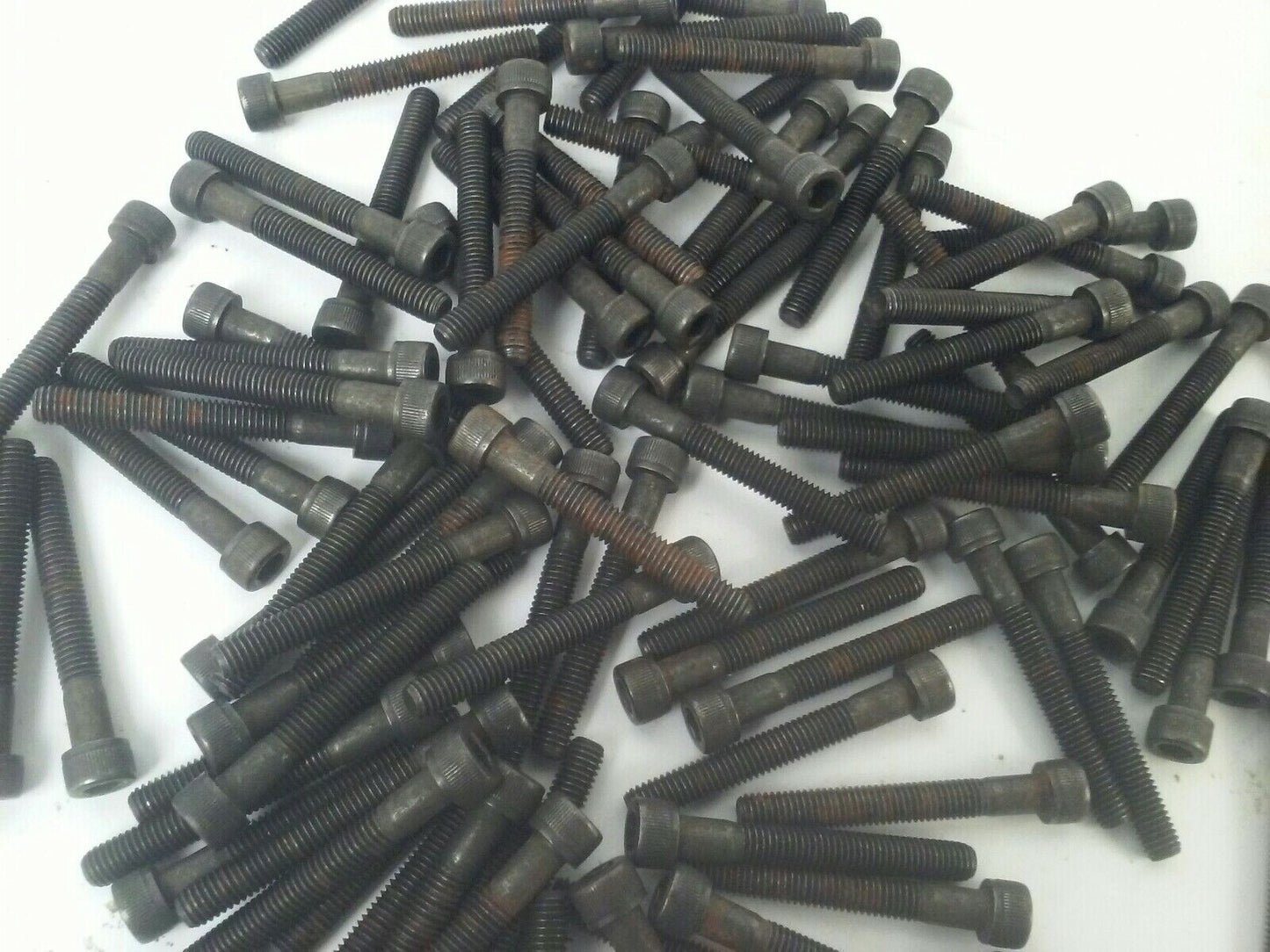 SHAMROCK BOLT & SCREW CO. INC. SHCS 10/32 X 1 1/2'' ,QTY 100, BOLT ALLEN HEAD