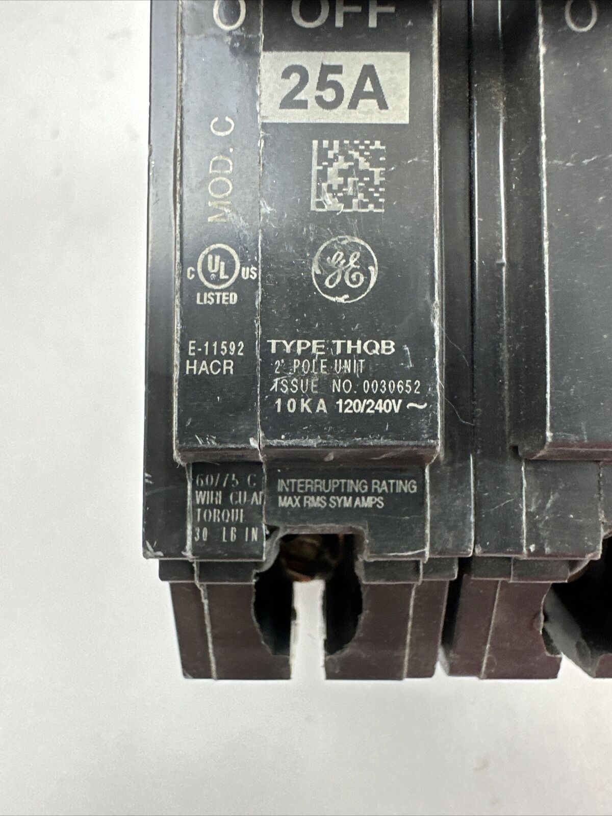 GE THQB2125 CIRCUIT BREAKER 25AMP 2POLE 120/240VAC