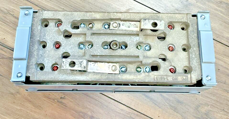 ITE SIEMENS V2B3211R VACU-BREAK PANELBOARD SWITCH SER.A 240V 30A 3POLE 3PH