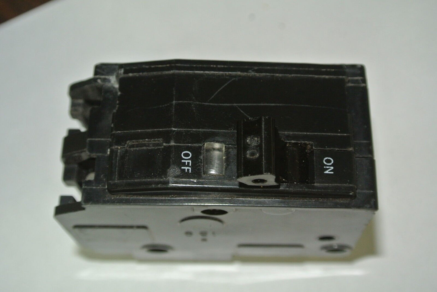 SQUARE D CIRCUIT BREAKER - 2-POLE, 1 THROW 50A