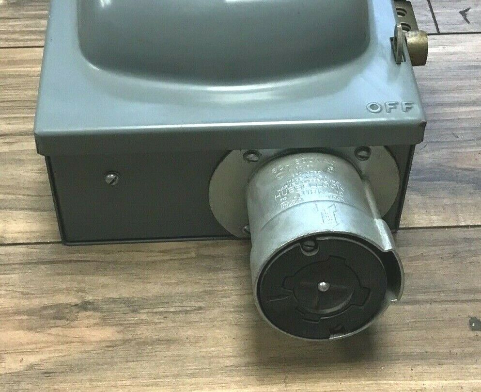 SQUARE D HU 362 WH SAFETY SWITCH SER.A1 60A NON FUSIBLE TYPE1 600VAC 40HP