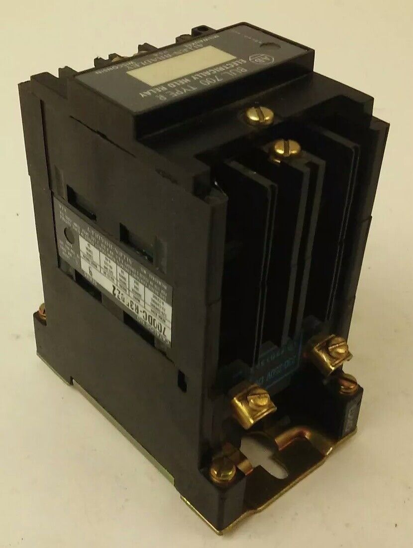 ALLEN BRADLEY 700DC-R350Z2 SER.B, 300V, 30A, 230-250V DC COIL, MISSING PARTS
