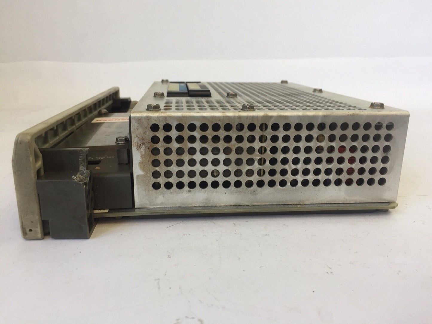 AEG MODICON PC-0984-385 PROGRAMABLE CONTROLLER 120/220V 50/60HZ 0.5/0.25A