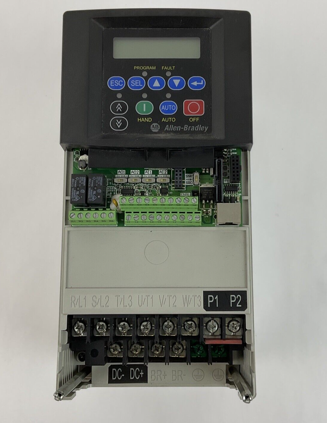 ALLEN BRADLEY 22C-D012N103 INVERTER 7.5HP FRN6.01 SER.A 5.5KW 14.2A 480V