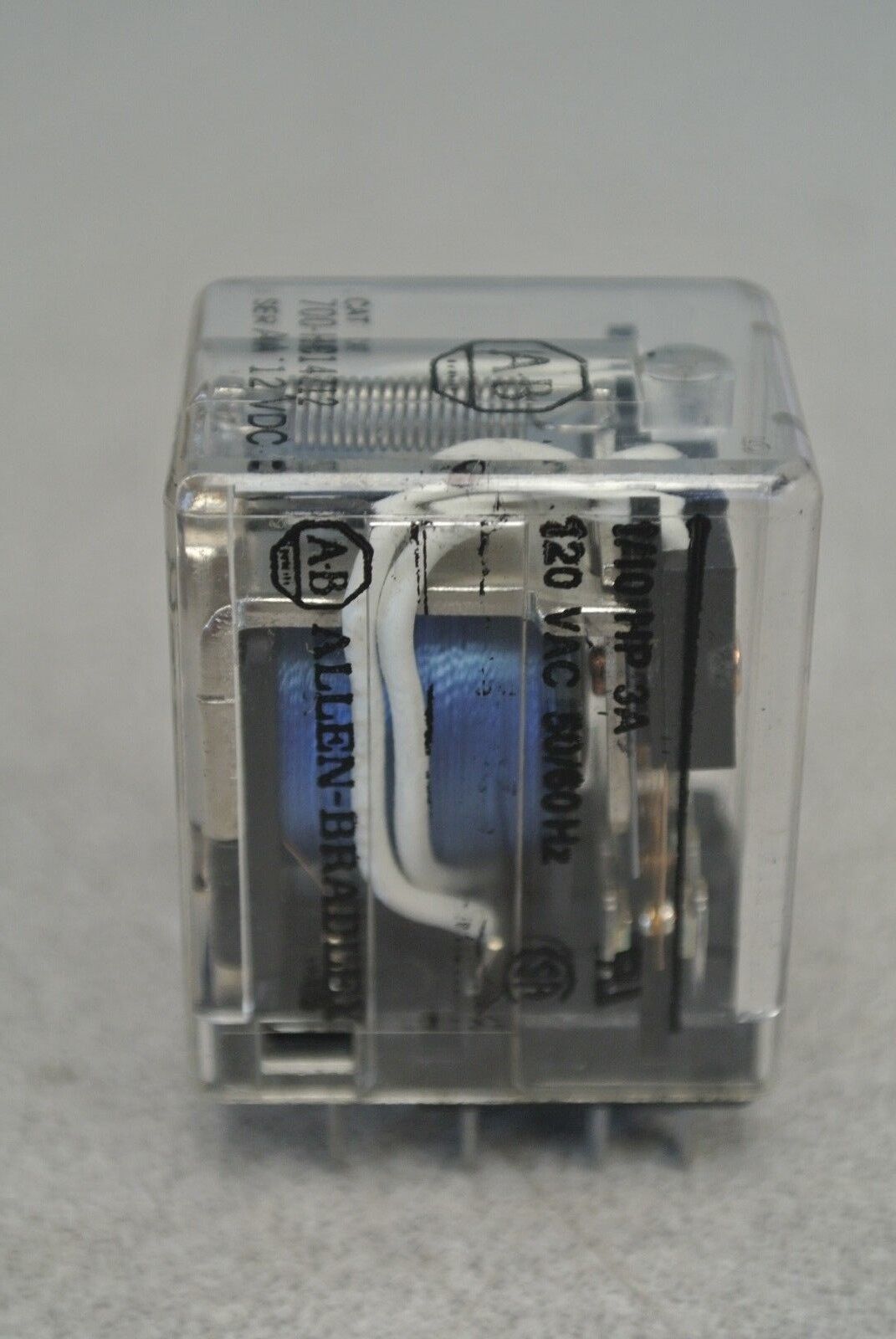 ALLEN-BRADLEY 700-HC14Z12 Ser. A / TYPE H CONTROL RELAY / NEW SURPLUS