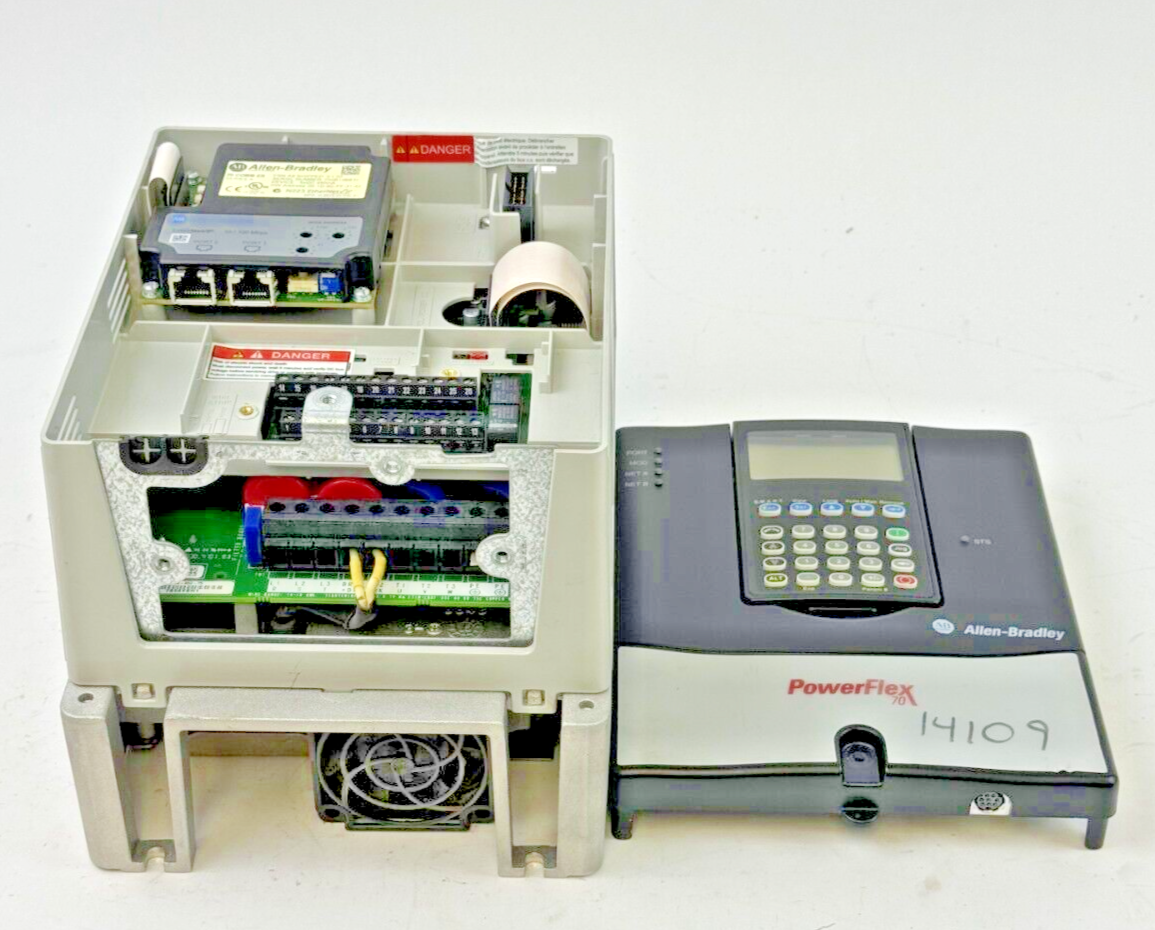 ALLEN-BRADLEY - 20AD8P0A3AYYNNC0 SER. A FW. 5.001 - POWERFLEX 70-480 VAC/3 PHASE