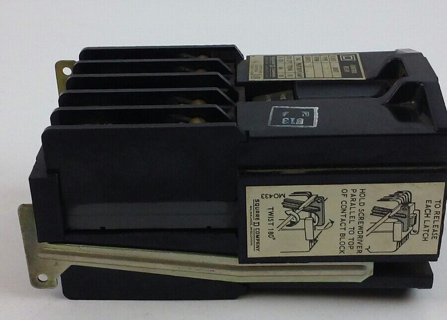 Square D 8501 G0-80 Series D A/C Control Relay Open Type 8 N.O. Contacts