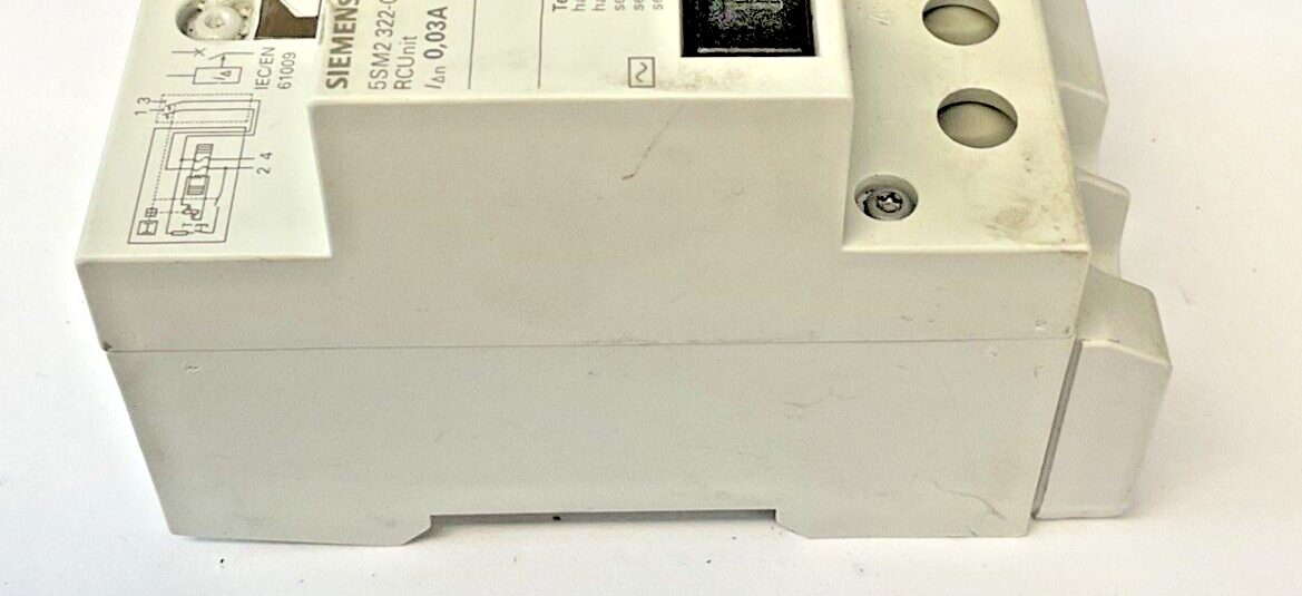 SIEMENS 5SM2 322-0 RC UNIT 5SY62 MCB C4 400V
