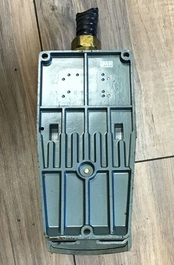 KAKUSAI DENGYO FOOT SWITCH