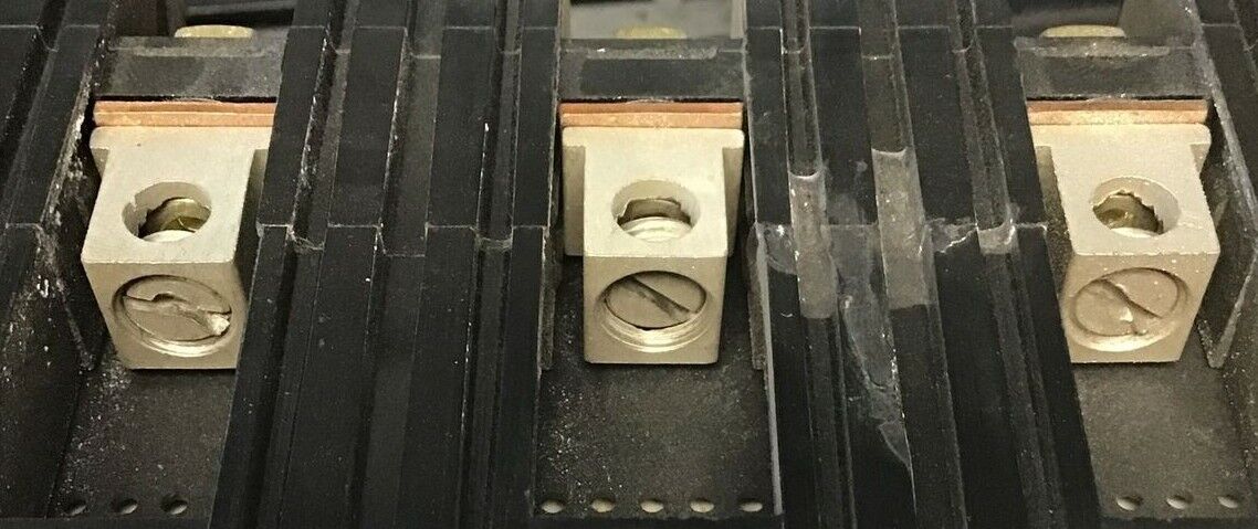 SQUARE D FAL32030 CIRCUIT BREAKER 240VAC 250VDC 30AMP