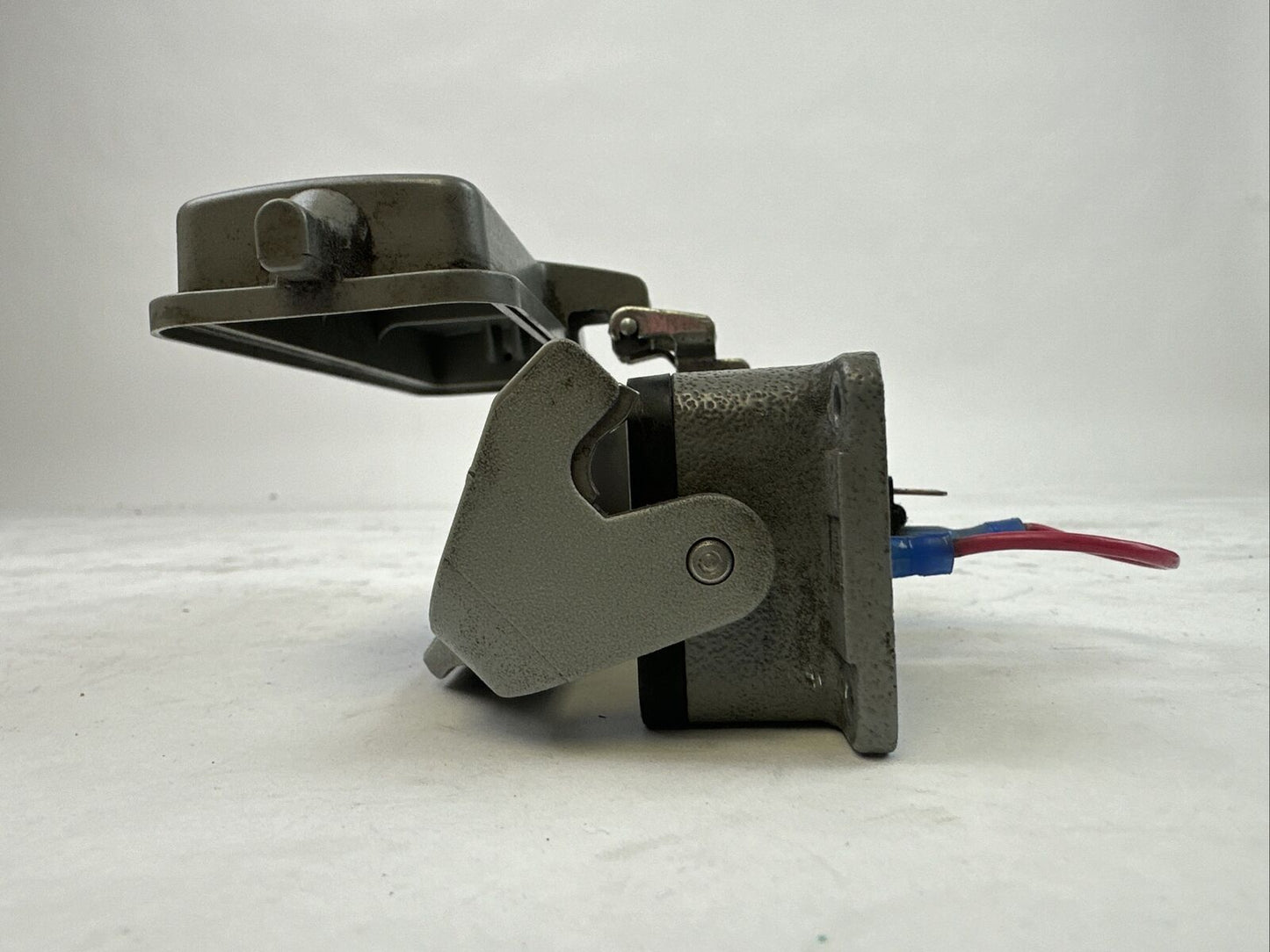 GRACE ENGINEERED P-B9-H3R3 A-B DH+ INTERFACE 120VAC 3A