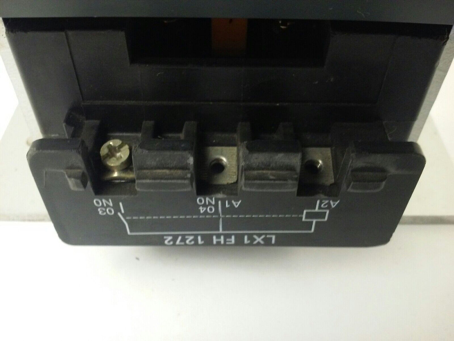 TELEMECANIQUE LC1F330 CONTACTOR,3PH,600VAC, 370A, 250HP, 120/127V 40/400HZ COIL