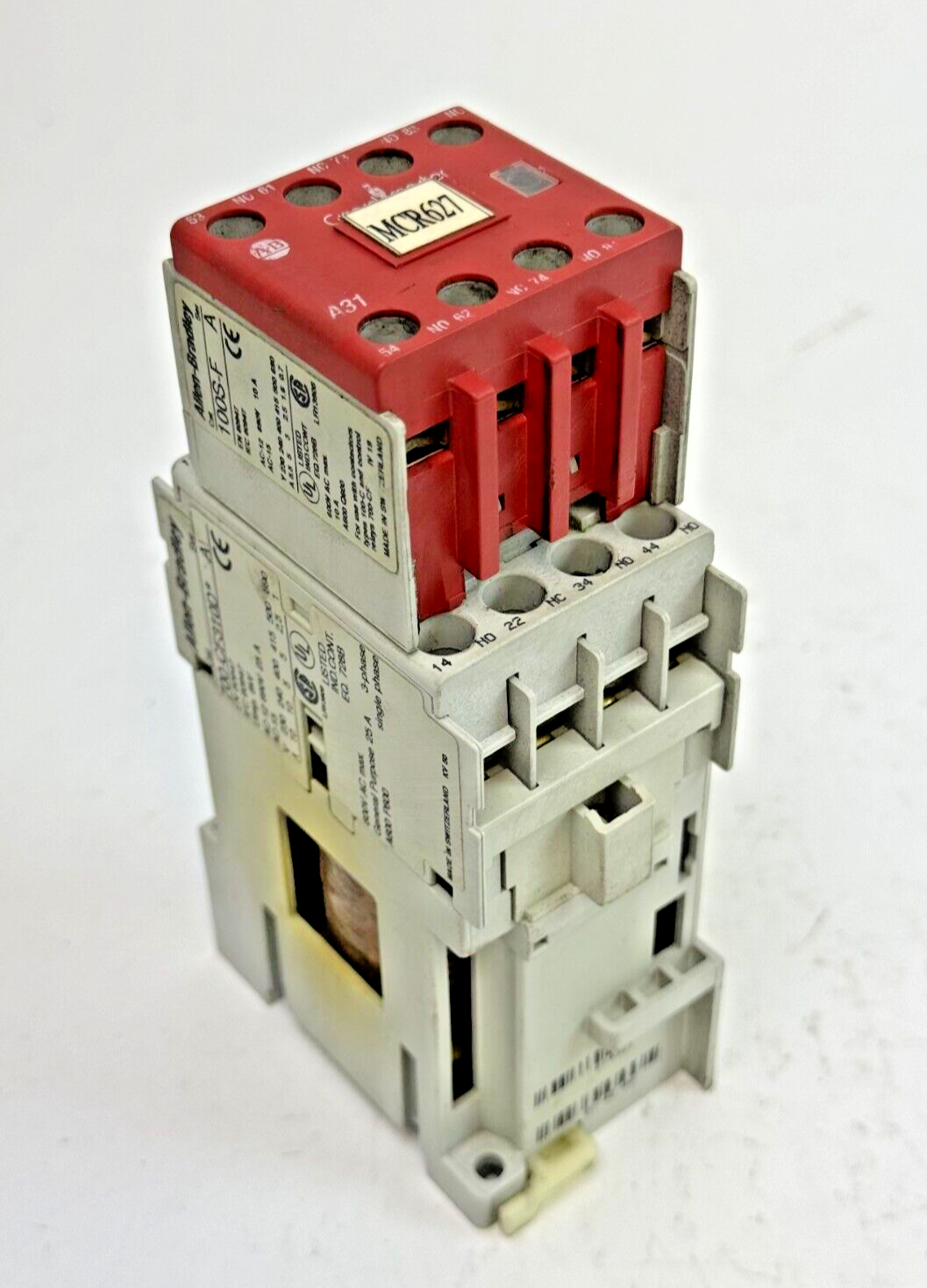 ALLEN-BRADLEY - 700S-CF620DJC SER. A - SAFETY CONTACTOR W/ 24 VDC COIL