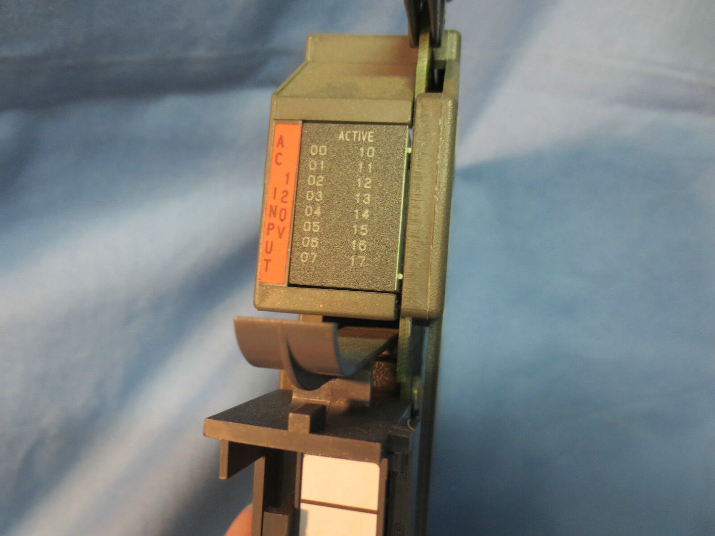 ALLEN-BRADLEY 1771-IAD/C, 120V AC/DC INPUT MODULE