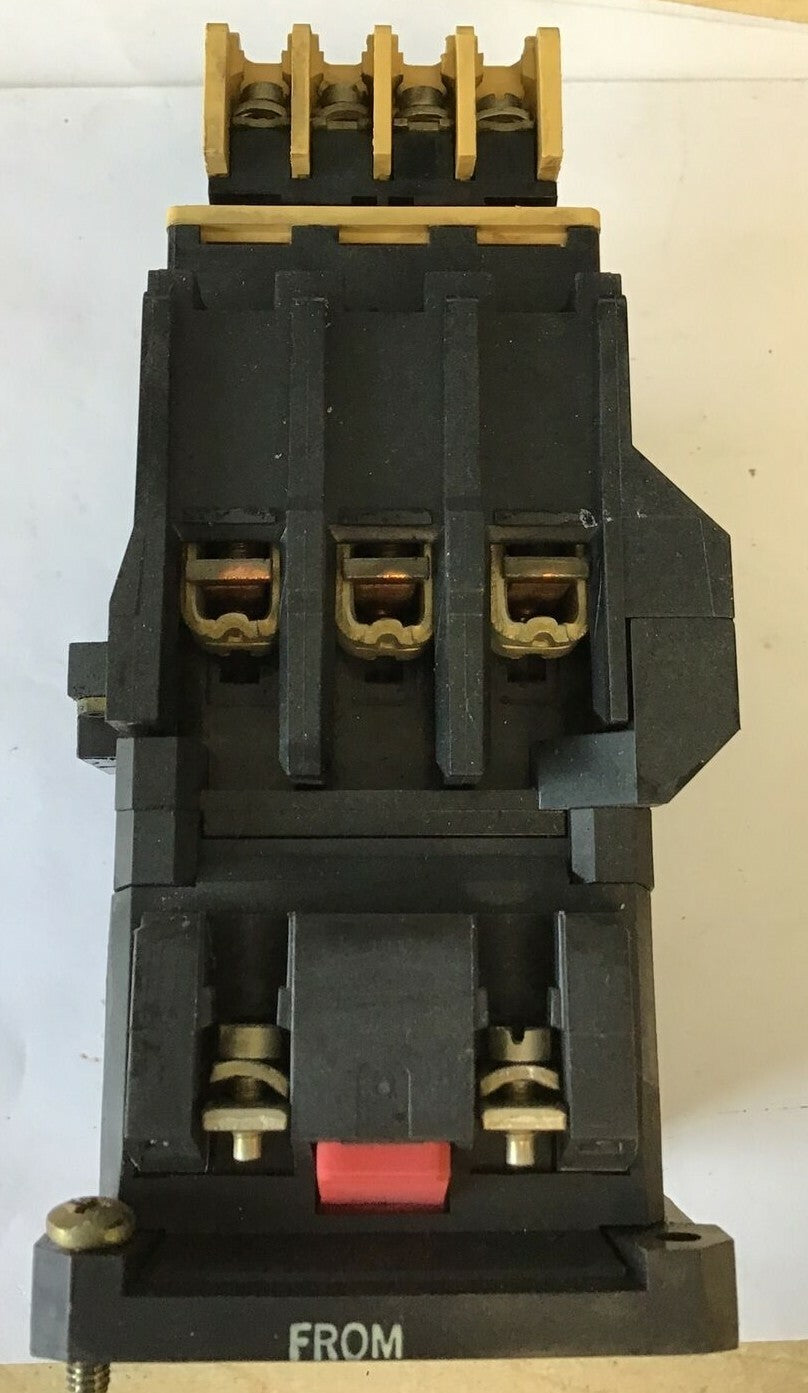 ALLEN BRADLEY 100-A38N*3 CONTACTOR SER.C W/ 195-FA22 RELAY SER.A