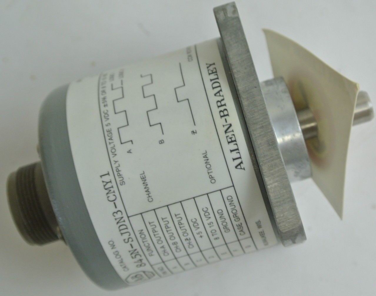 ALLEN-BRADLEY 845N-SJDN3-CMY1 - INCREMENTAL OPTICAL ENCODER - NEW SURPLUS