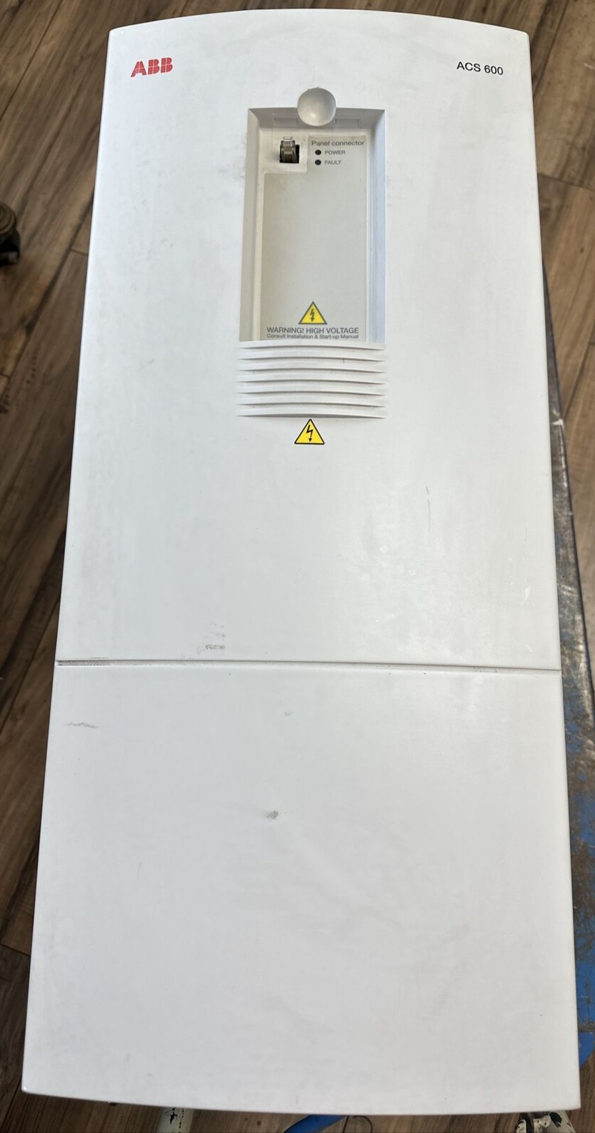 ABB ACS601-0060-5-000B1200010 AC DRIVE 3PH 380-500VAC 65/58A 48-63HZ ACS600