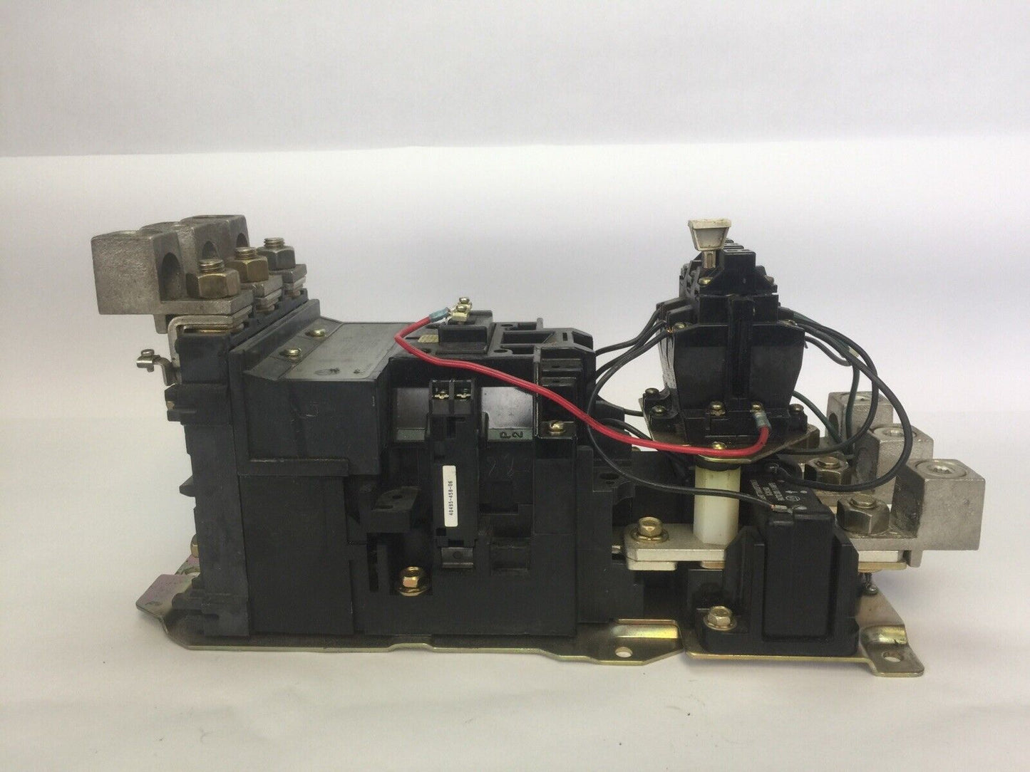 ALLEN BRADLEY 509-FO* SIZE 5 STARTER 600VAC 270A 200HP AF236 COIL 115-120V 60HZ
