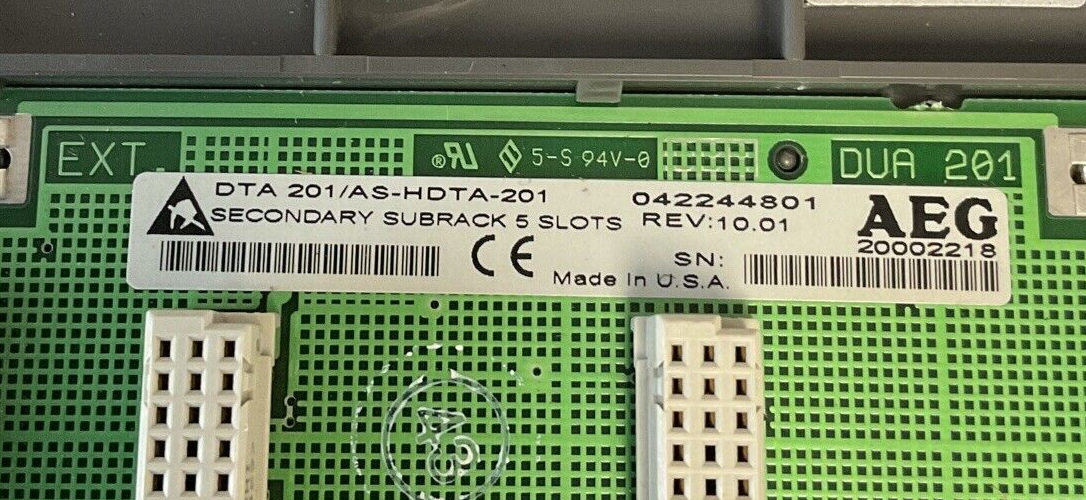 SCHNEIDER AUTOMATION DTA 201/AS-HDTA-201 SECONDARY SUBRACK 5 SLOT REV10.01